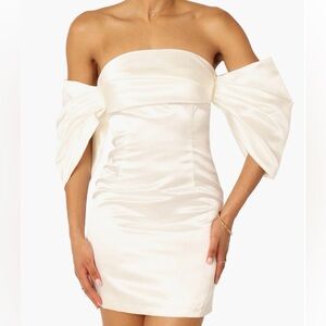 Petal & Pup ( Petal and pup ) Nisha Off the Shoulder Satin Minidress